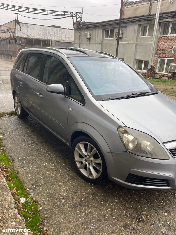 Opel Zafira - 2