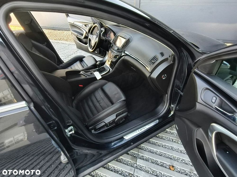 Opel Insignia - 15