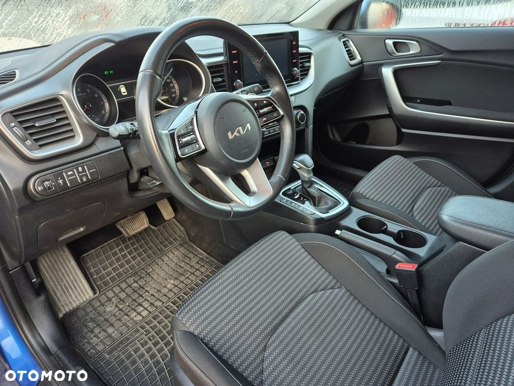 Kia Ceed 1.5 T-GDI M DCT - 10