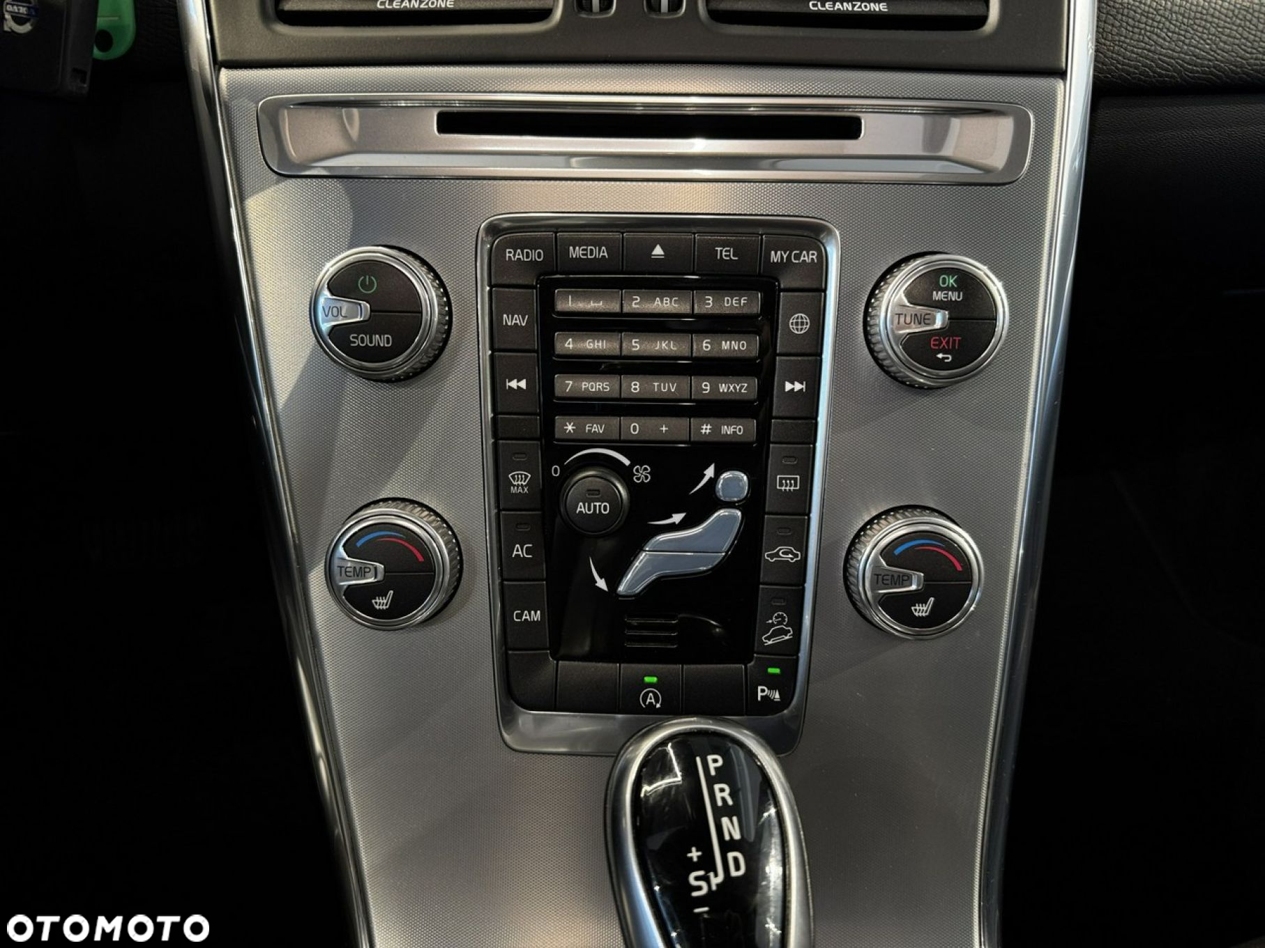 Volvo XC 60 - 24