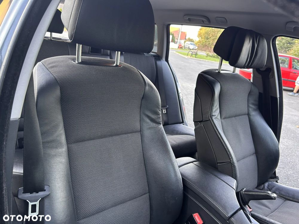 BMW Seria 5 - 17