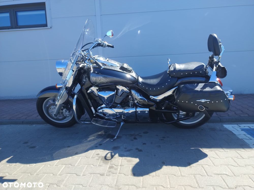 Suzuki Intruder - 4