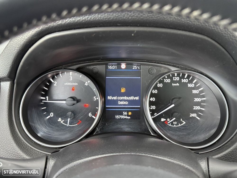 Nissan Qashqai 1.5 dCi N-Connecta - 22