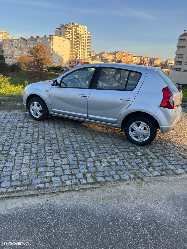 Dacia Sandero 1.2 16V Pack - 2