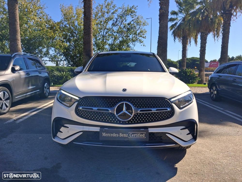 Mercedes-Benz GLC 300 e Coupe 4Matic - 3