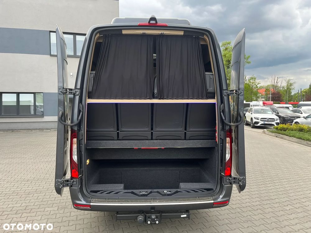 Mercedes-Benz Sprinter - 19
