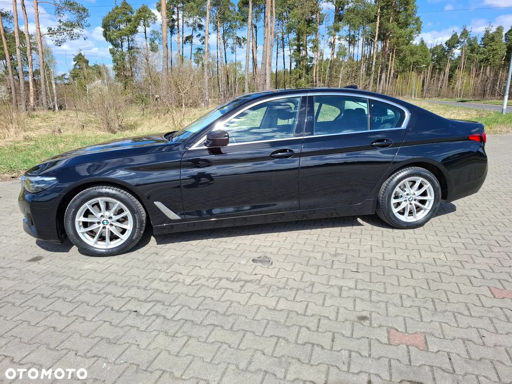 BMW Seria 5 518d - 3