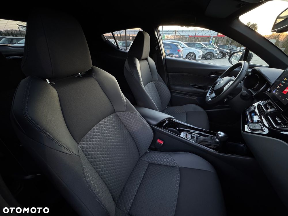Toyota C-HR - 30
