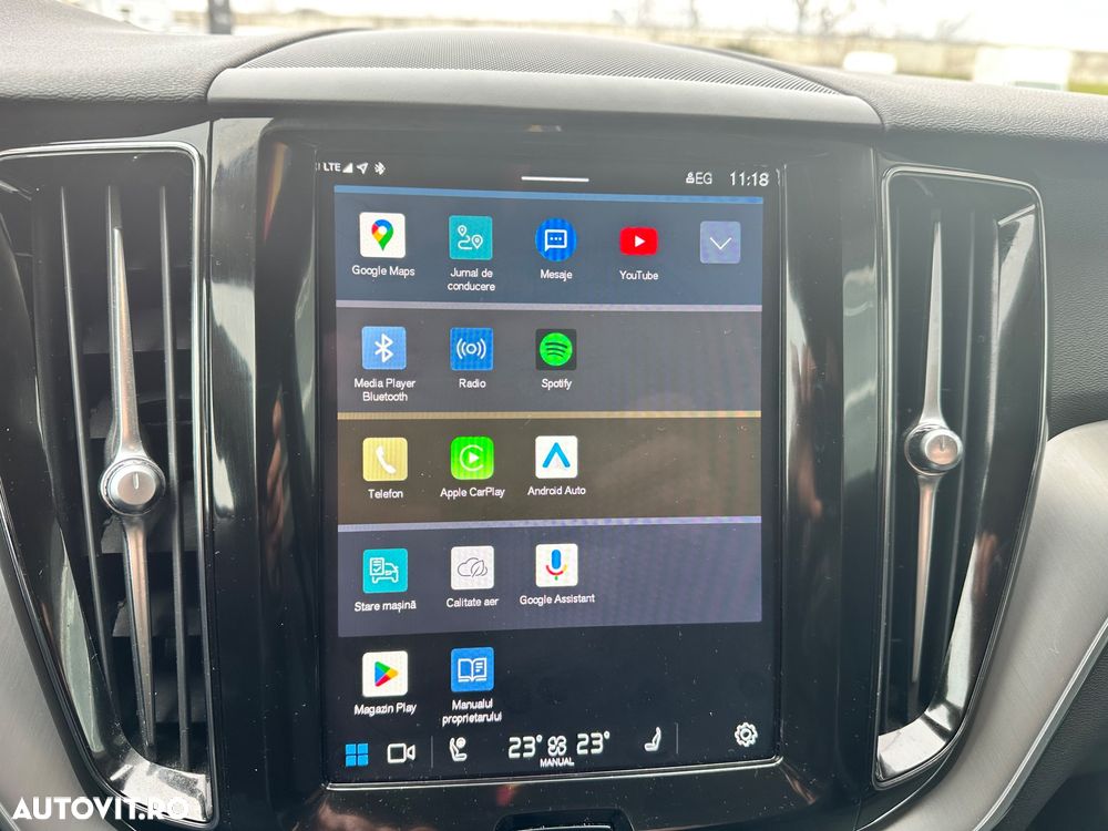 Volvo XC 60 B4 MHEV AT8 FWD Momentum Pro - 15