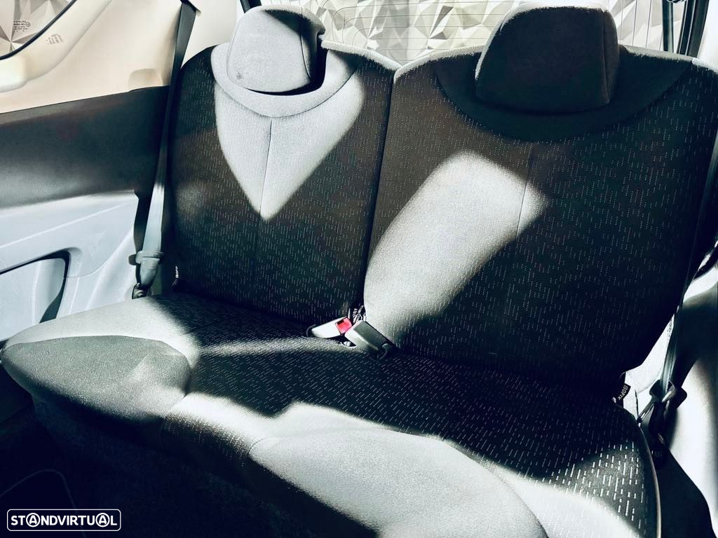 Citroën C1 1.0 Attraction - 24