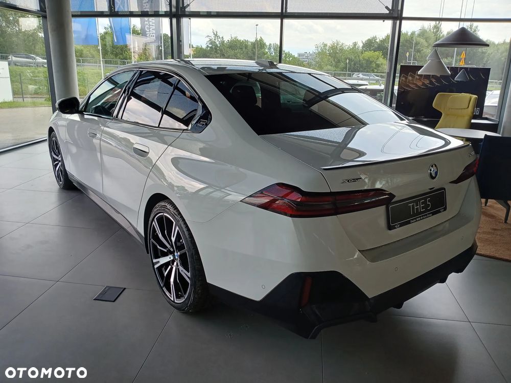 BMW Seria 5 520d xDrive mHEV - 7