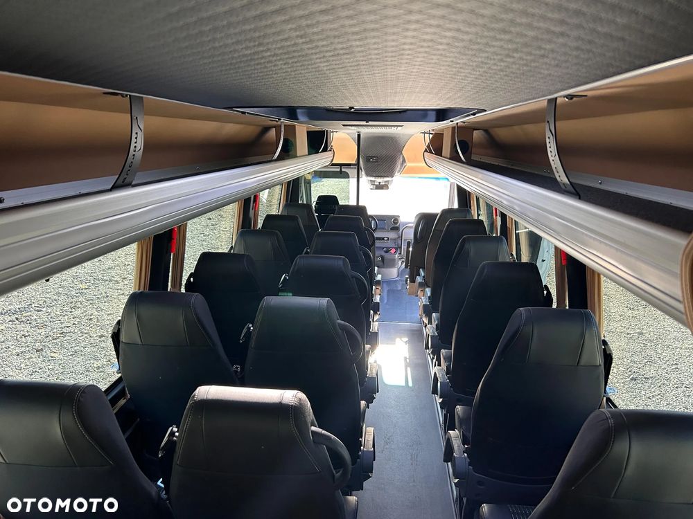 Mercedes-Benz Sprinter 519 - 17