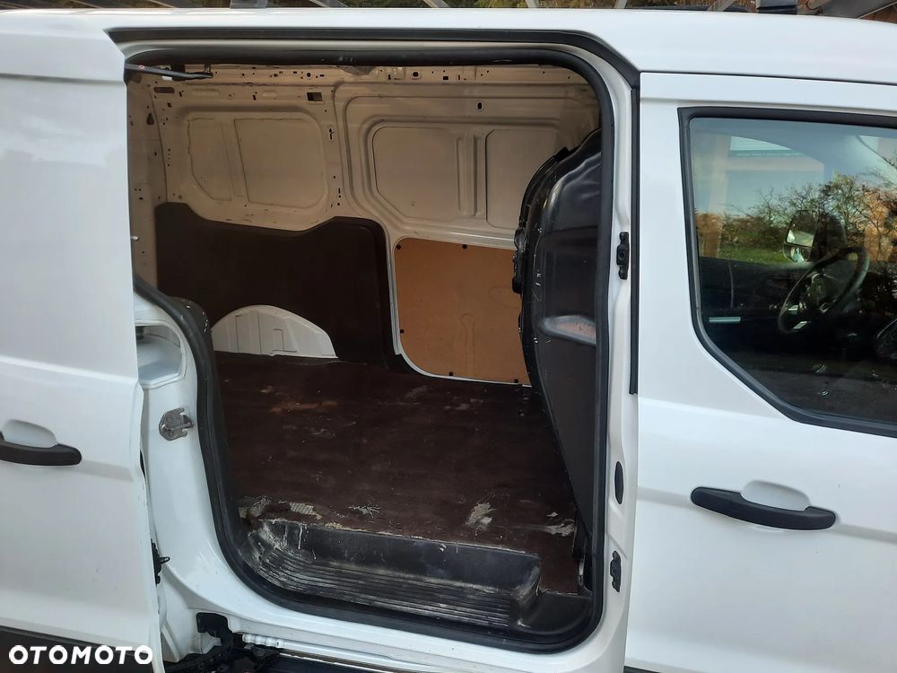 Ford Transit Connect - 30