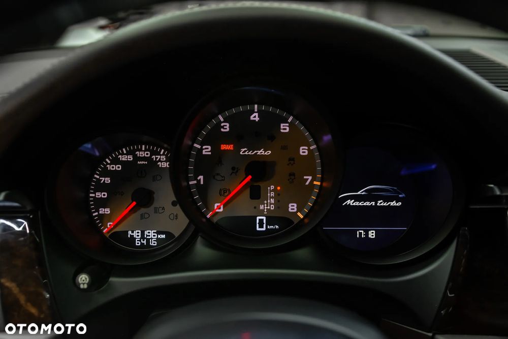 Porsche Macan Turbo - 20