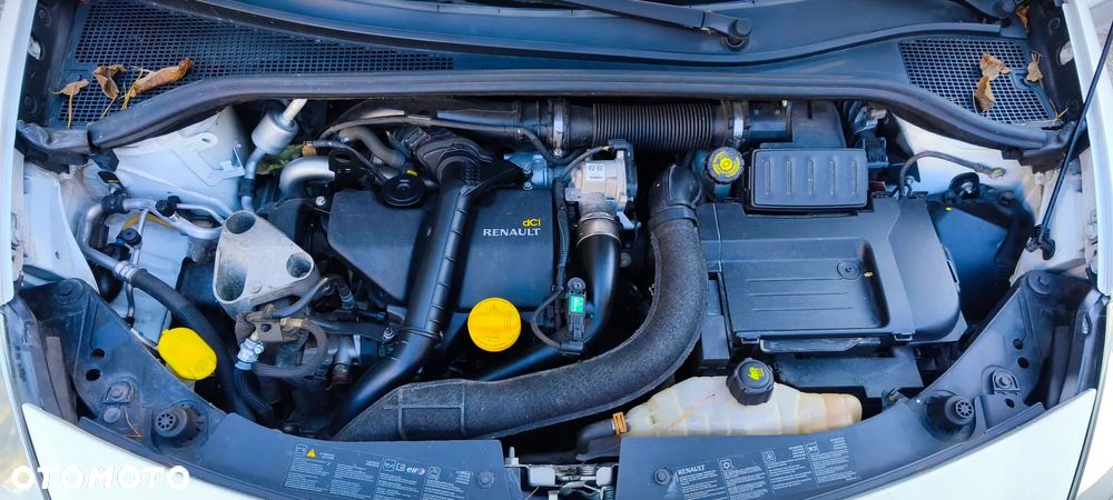 Renault Clio - 10