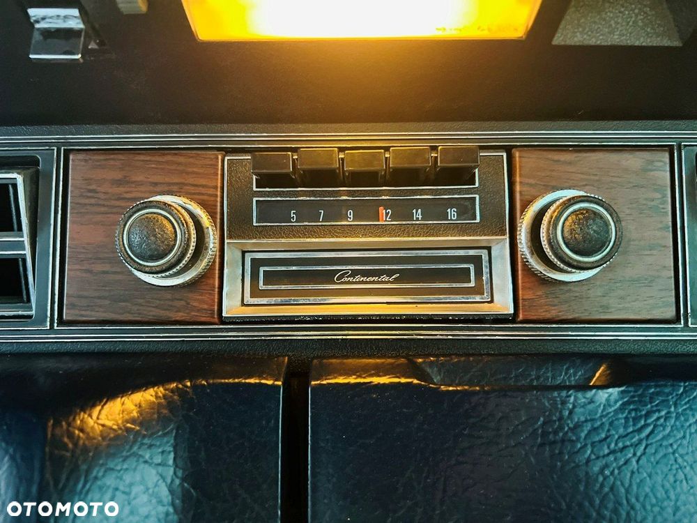 Lincoln Continental - 30