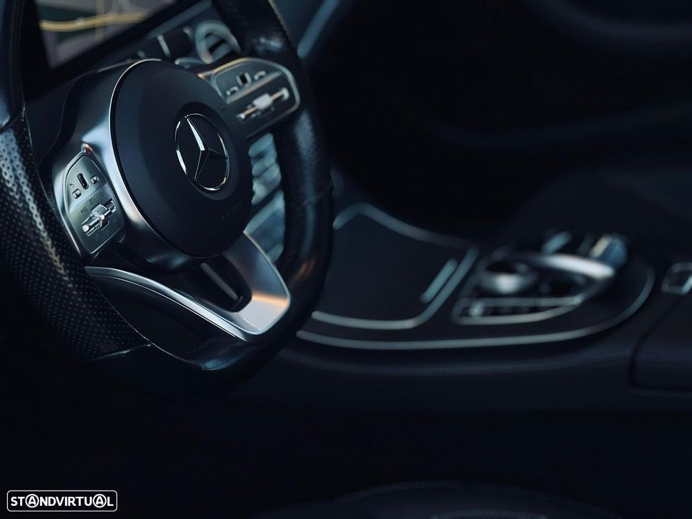 Mercedes-Benz E 300 de AMG Line - 4