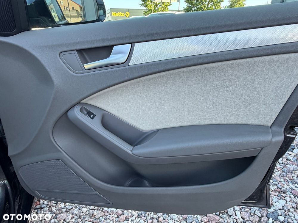 Audi A4 Limousine - 20