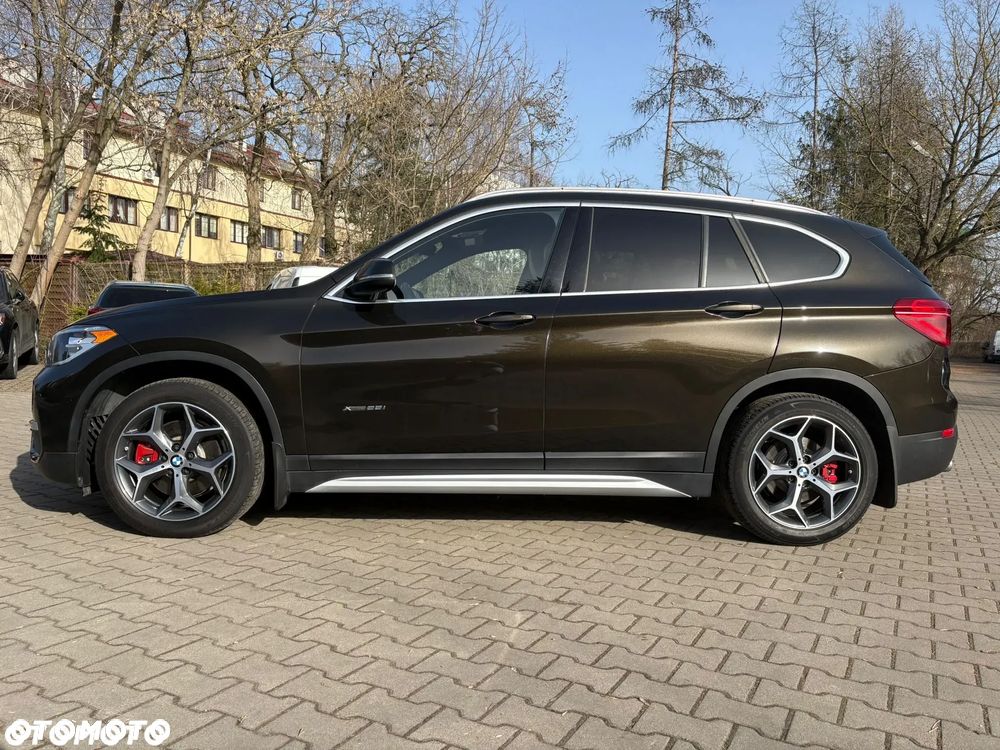 BMW X1 xDrive25i xLine - 4