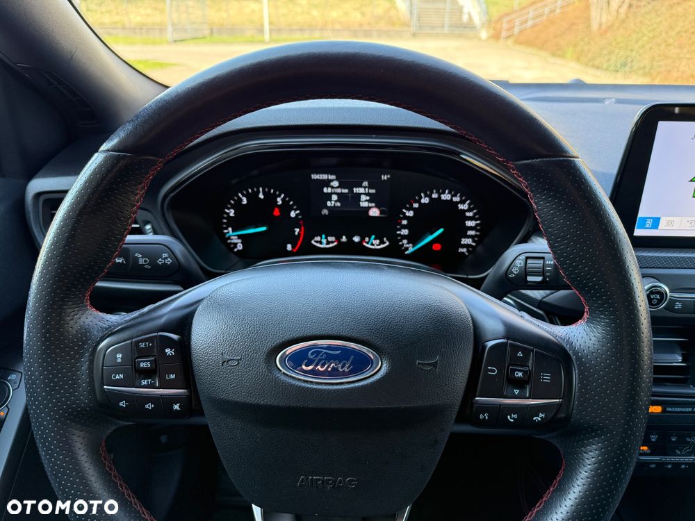 Ford Focus 1.5 EcoBoost STart-Stopp-System ST-LINE - 25