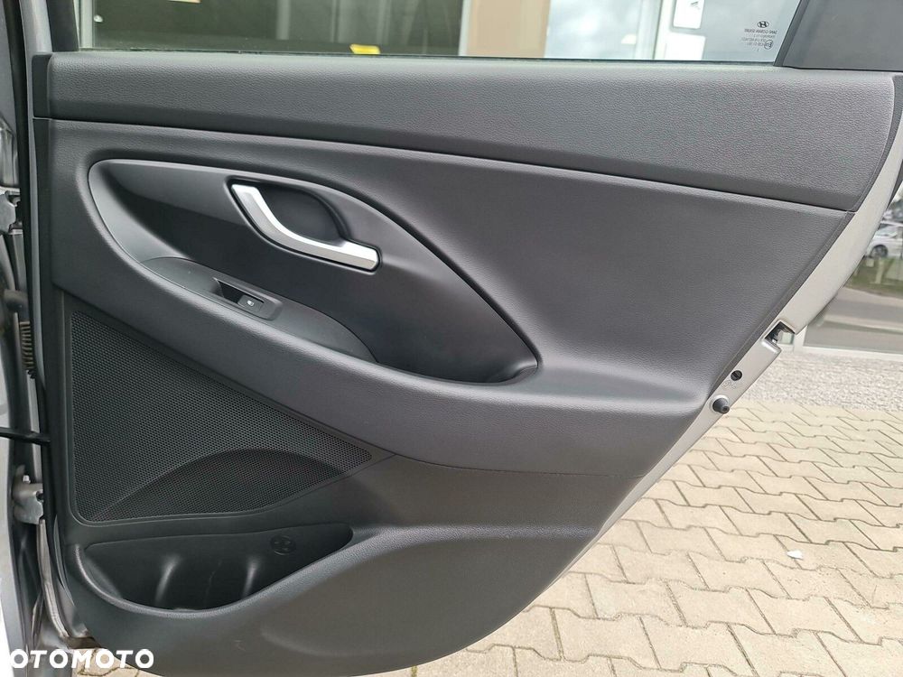 Hyundai i30 1.0 T-GDI Modern - 27