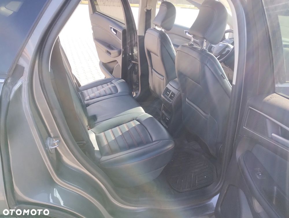 Ford Edge - 18