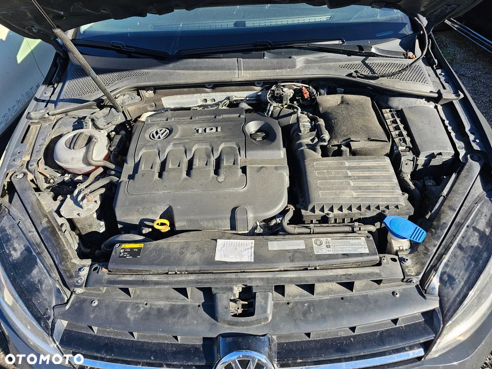 Volkswagen Golf Variant 2.0 TDI (BlueMotion Technology) Highline - 25