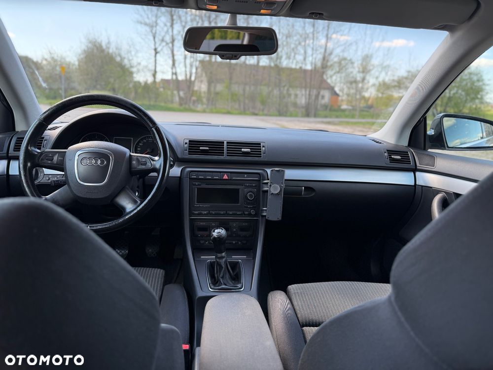Audi A4 Avant 2.0 TDI DPF - 12