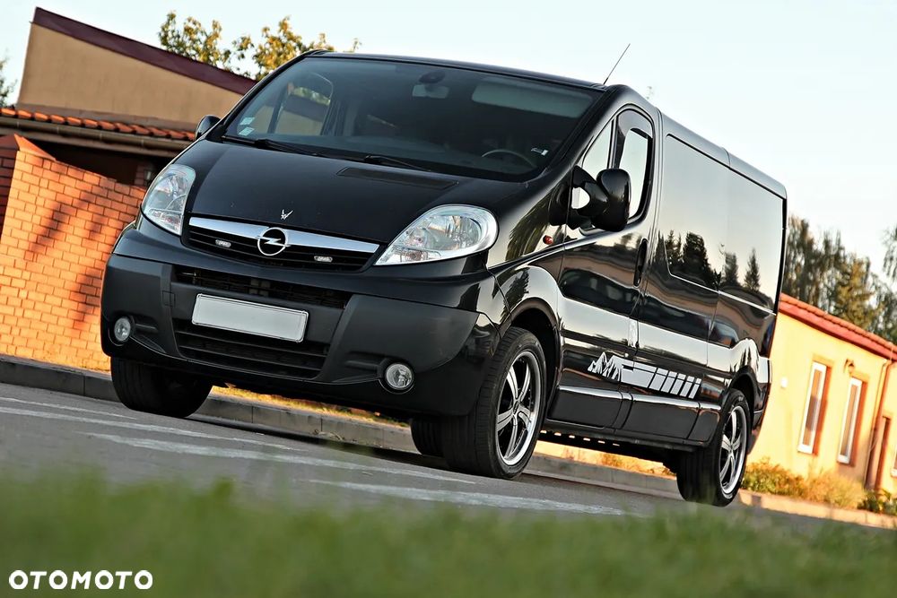 Opel Vivaro - 9