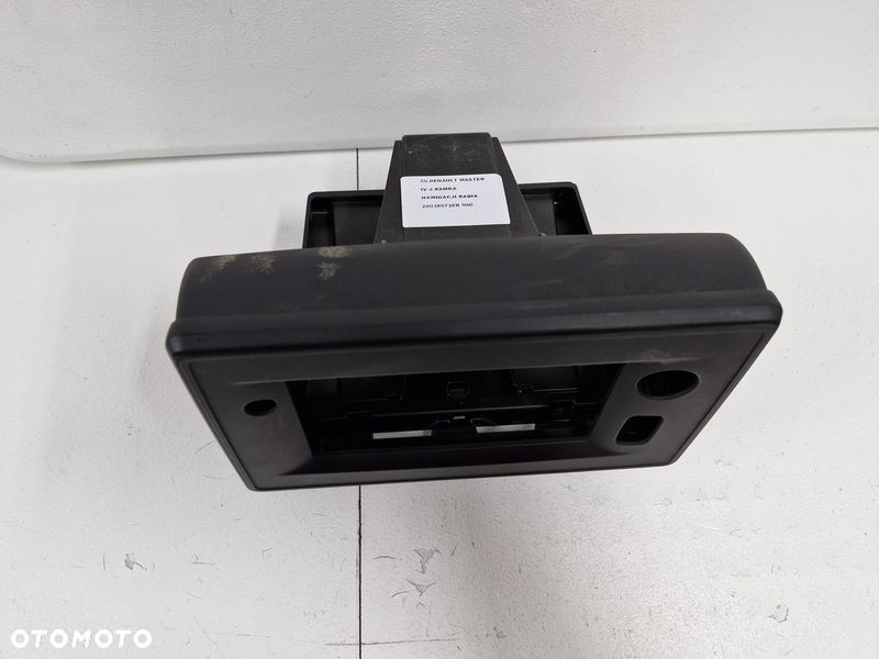 RENAULT MASTER 3 III LIFT 4 IV RAMKA RADIA NAWIGACJI NAVI 280389738R - 2