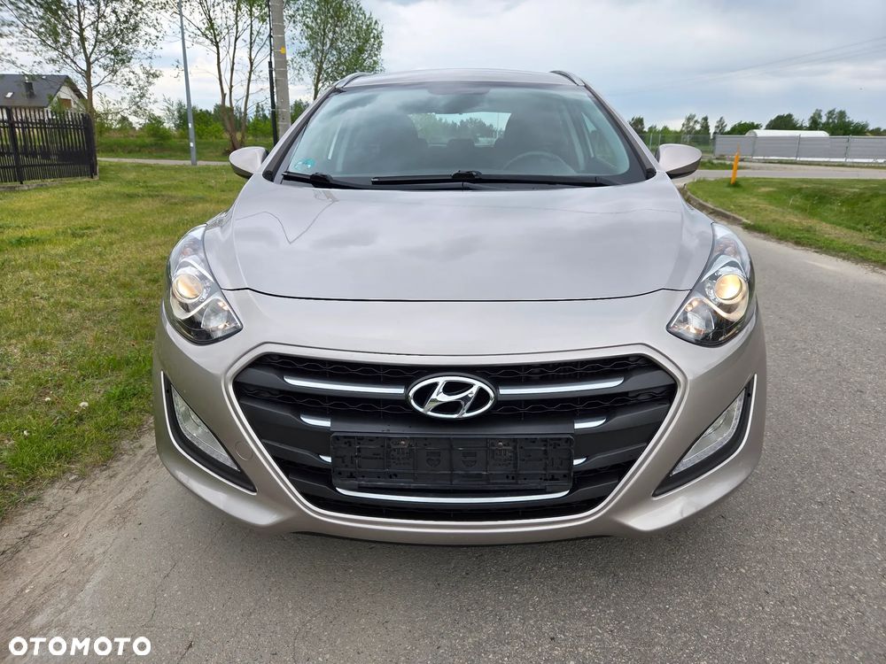 Hyundai i30 blue 1.6 CRDi Trend - 7