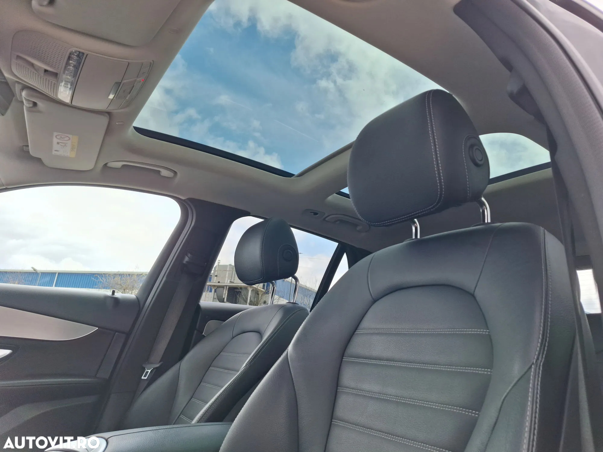 Mercedes-Benz GLC 220 d 4MATIC - 32