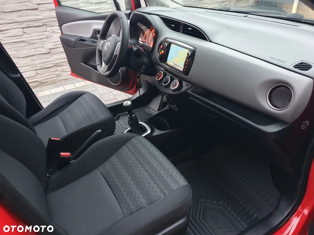 Toyota Yaris - 9
