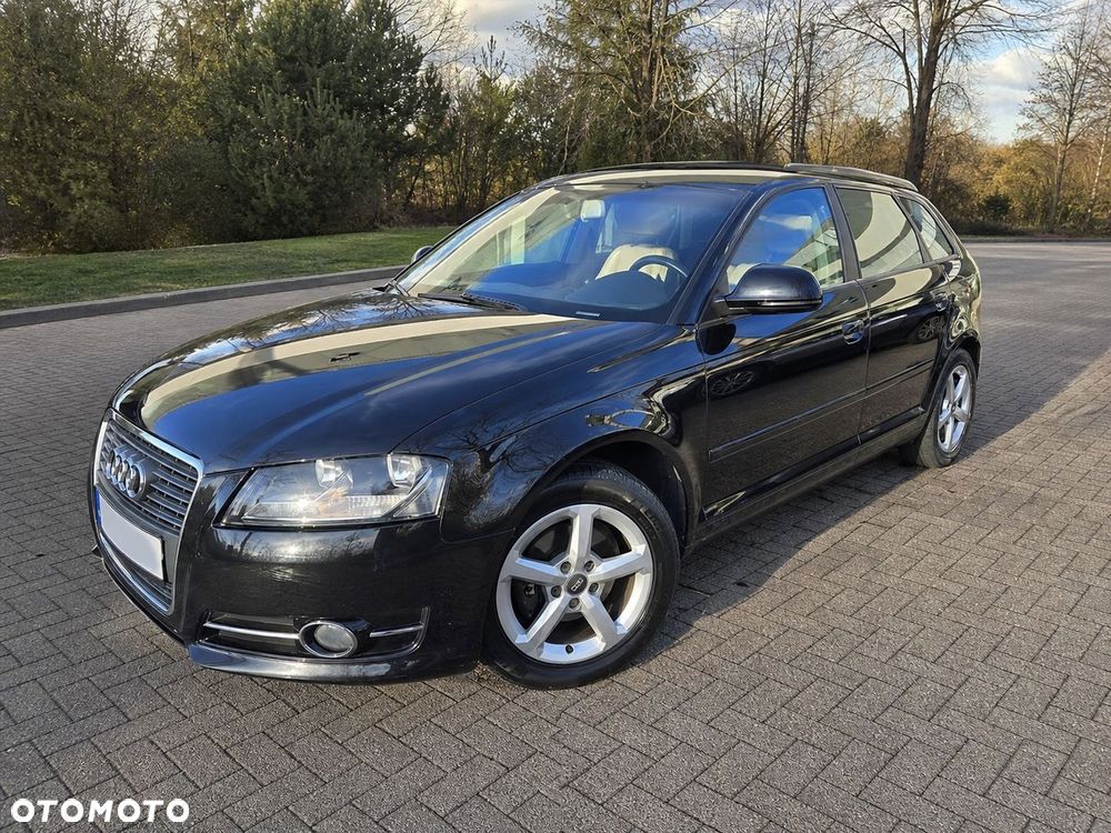 Audi A3 Sportback 1.6 Ambiente S tronic - 1