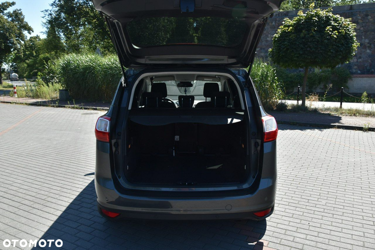Ford Grand C-MAX - 30