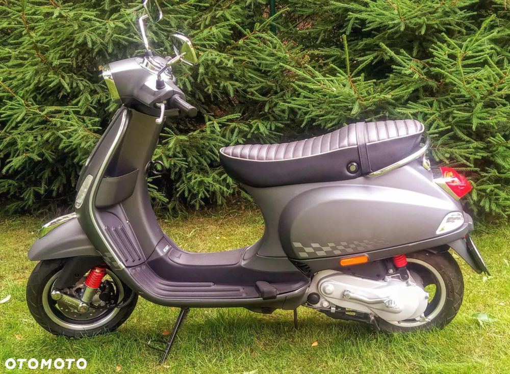 Piaggio Vespa - 4