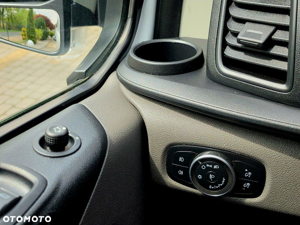 Ford Transit Custom - 29