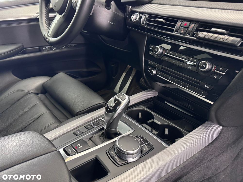 BMW X5 xDrive25d - 11