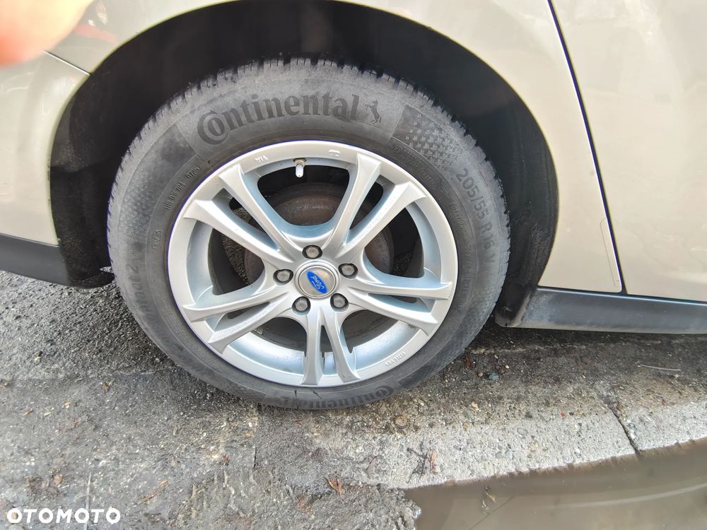 Ford Focus 1.6 Trend - 10