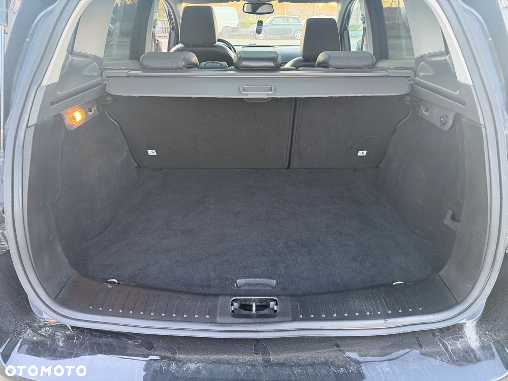 Ford Kuga 2.0 TDCi 4x4 Titanium - 27