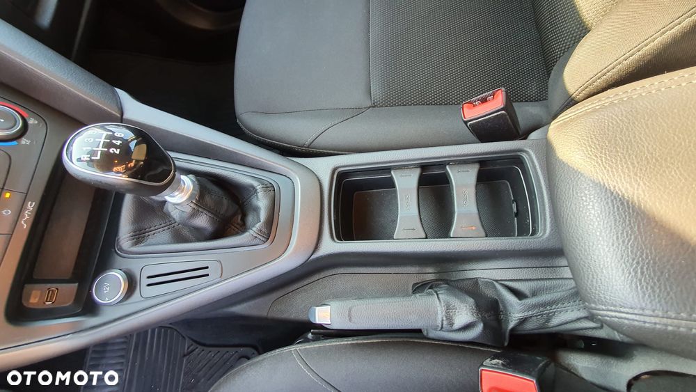 Ford Focus 1.5 TDCi Trend - 12