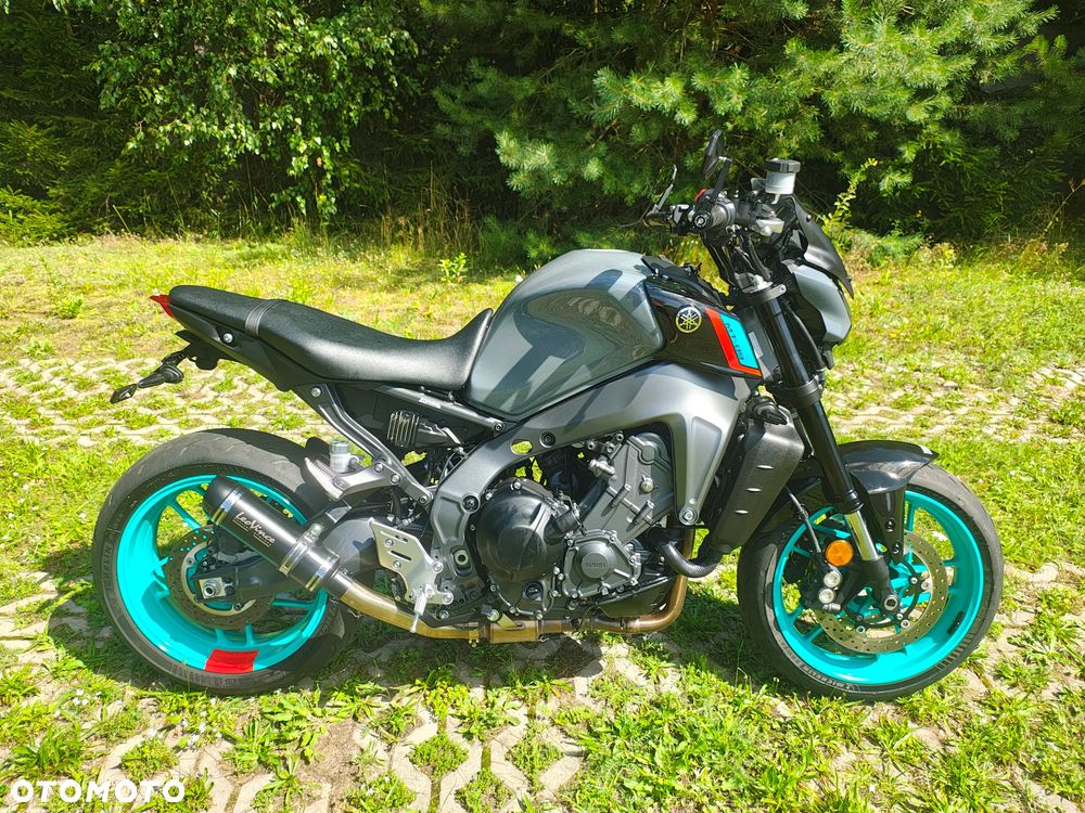 Yamaha MT - 9