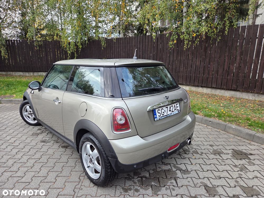 MINI ONE Standard - 11