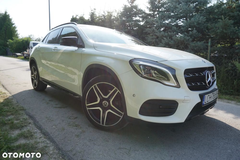 Mercedes-Benz GLA 220 4-Matic AMG Line - 2
