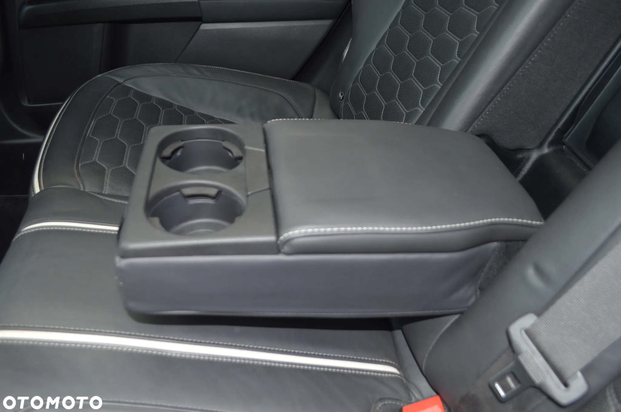 Ford Mondeo 2.0 Hybrid Vignale - 16