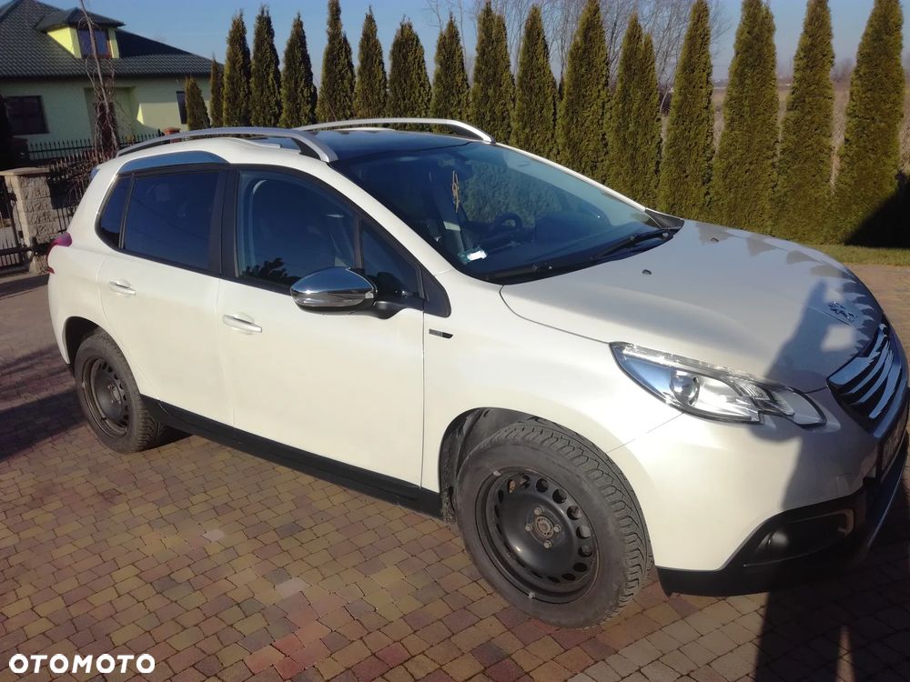 Peugeot 2008 1.2 Pure Tech Style S&S - 1