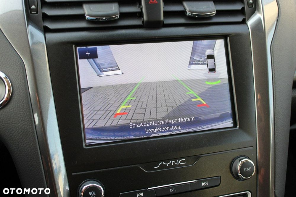 Ford Mondeo SW 2.0 Hybrid Trend - 17