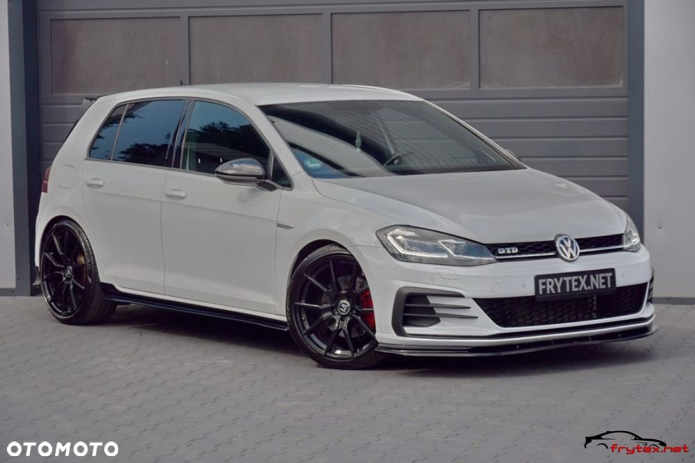 Volkswagen Golf - 3
