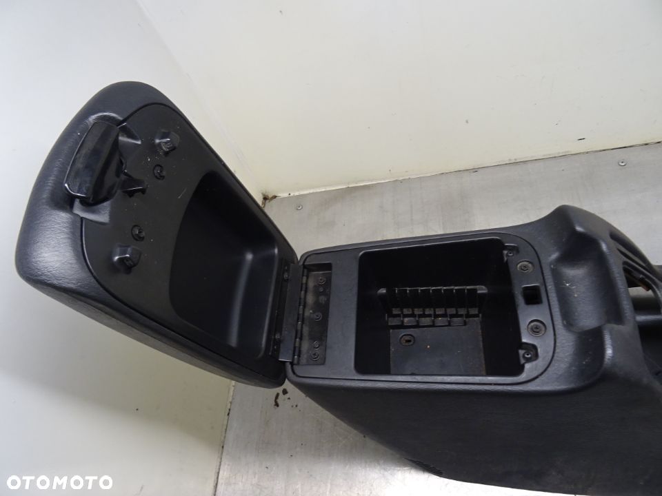 JEEP CHEROKEE KJ LIBERTY 01-05 3.7 TUNEL PODŁOKIETNIK - 5