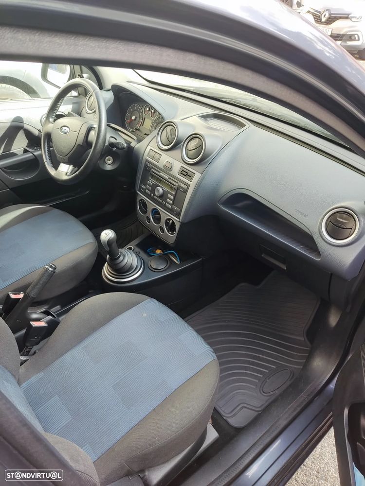 Ford Fiesta 1.25 Trend - 9